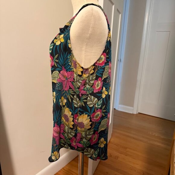 Rose & Olive sleeveless blouse - Picture 3 of 5